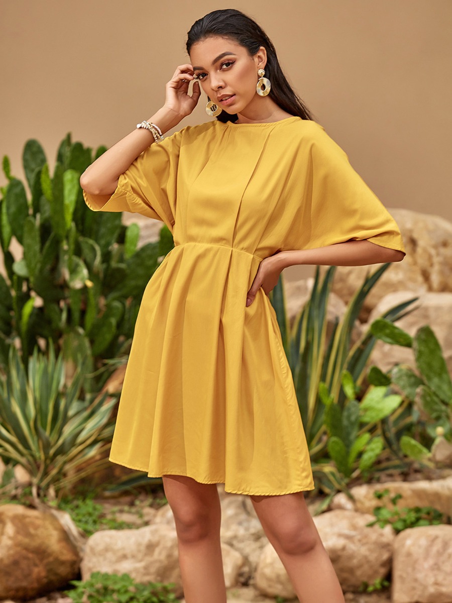 Batwing Sleeve Solid Color Pleated Dress