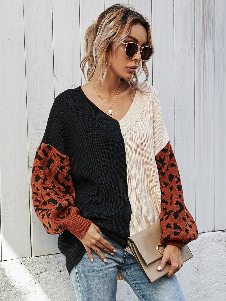 V-neck Colorblock Leopard Jacquard Knit Sweater