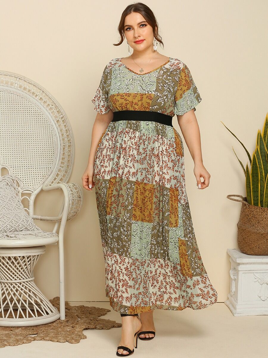 Plus Size Colorblock Floral Side Split Dress
